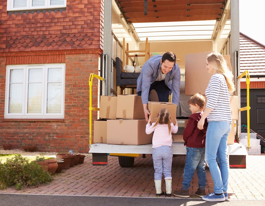 Removals Storage in Corby